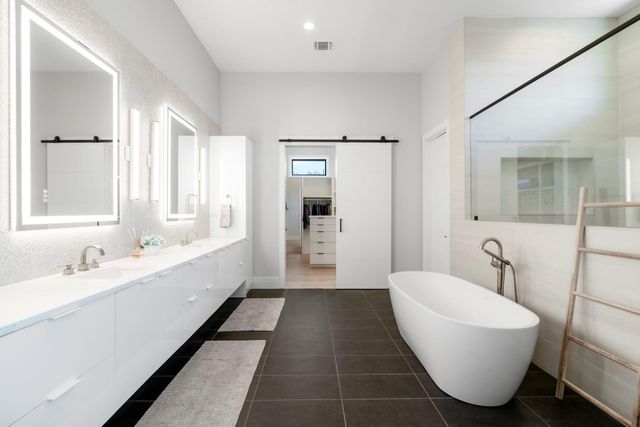 18601 Sugar Maple DR, Lago Vista, TX 78645