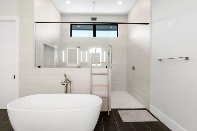 18601 Sugar Maple DR, Lago Vista, TX 78645