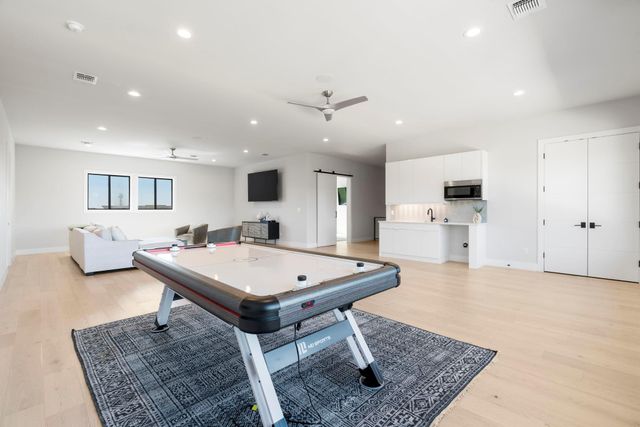 18601 Sugar Maple DR, Lago Vista, TX 78645