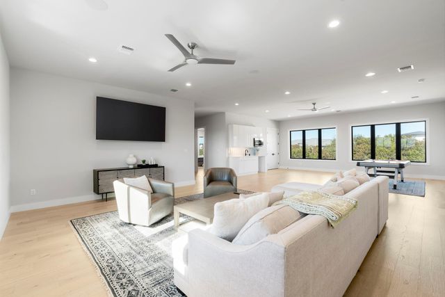 18601 Sugar Maple DR, Lago Vista, TX 78645