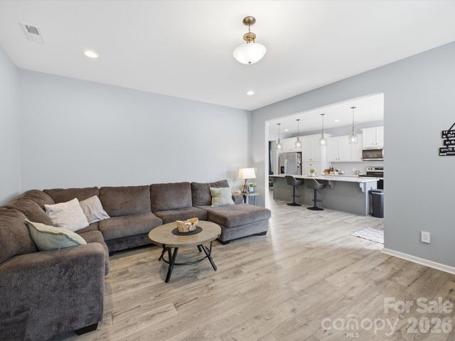 1049 River Haven Avenue SW 140, Concord, NC 28025