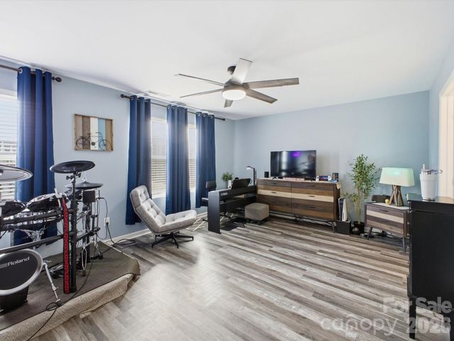 1049 River Haven Avenue SW 140, Concord, NC 28025