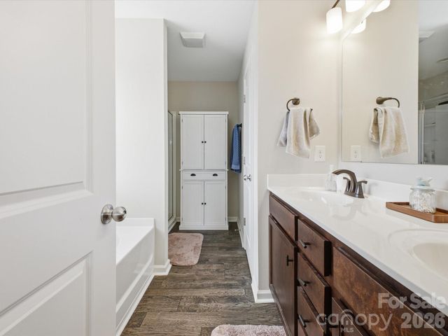 1049 River Haven Avenue SW 140, Concord, NC 28025