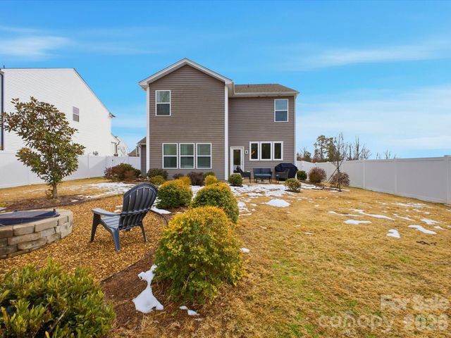 1049 River Haven Avenue SW 140, Concord, NC 28025