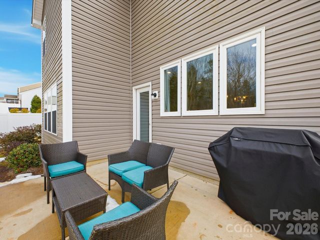 1049 River Haven Avenue SW 140, Concord, NC 28025