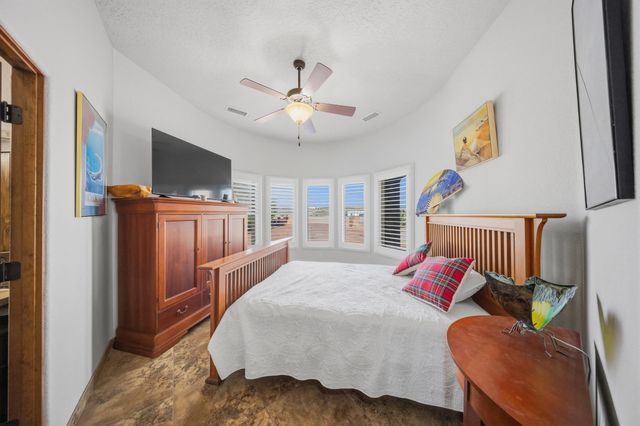 2940 Chayote Road NE, Rio Rancho, NM 87144