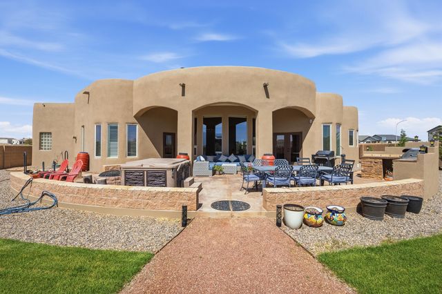 2940 Chayote Road NE, Rio Rancho, NM 87144