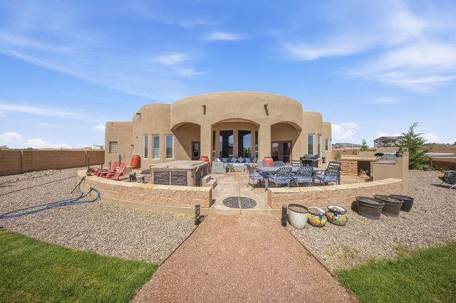 2940 Chayote Road NE, Rio Rancho, NM 87144
