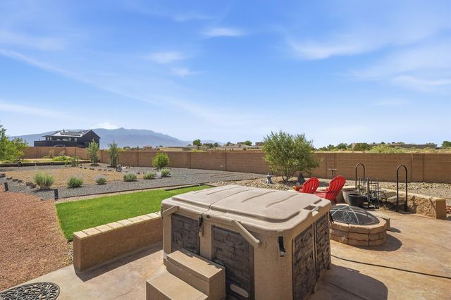 2940 Chayote Road NE, Rio Rancho, NM 87144