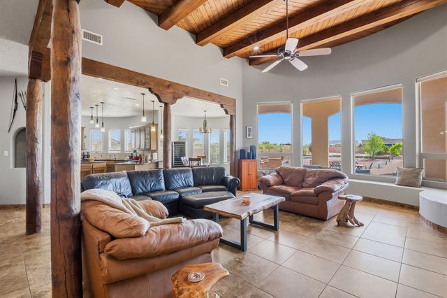 2940 Chayote Road NE, Rio Rancho, NM 87144