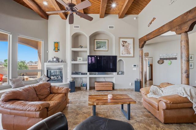 2940 Chayote Road NE, Rio Rancho, NM 87144