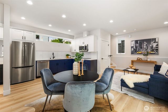 9692 51st Avenue S, Seattle, WA 98118