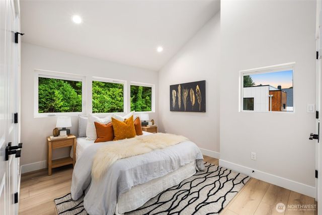 9692 51st Avenue S, Seattle, WA 98118