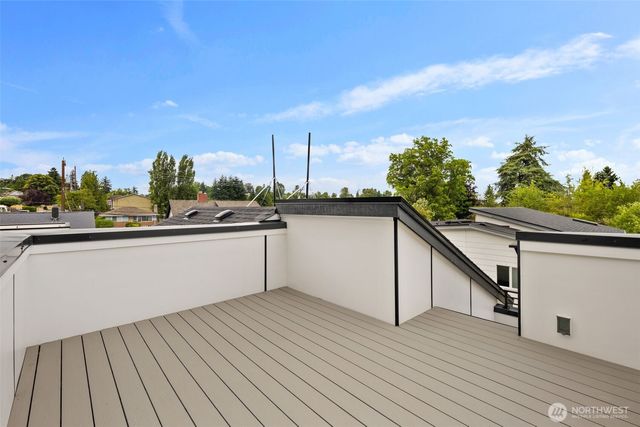 9692 51st Avenue S, Seattle, WA 98118