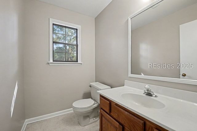 994 Dowlingwood Dr, Beaufort, SC 29902