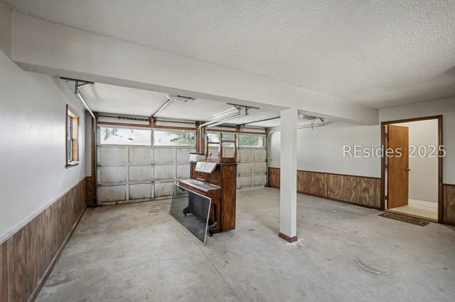 994 Dowlingwood Dr, Beaufort, SC 29902