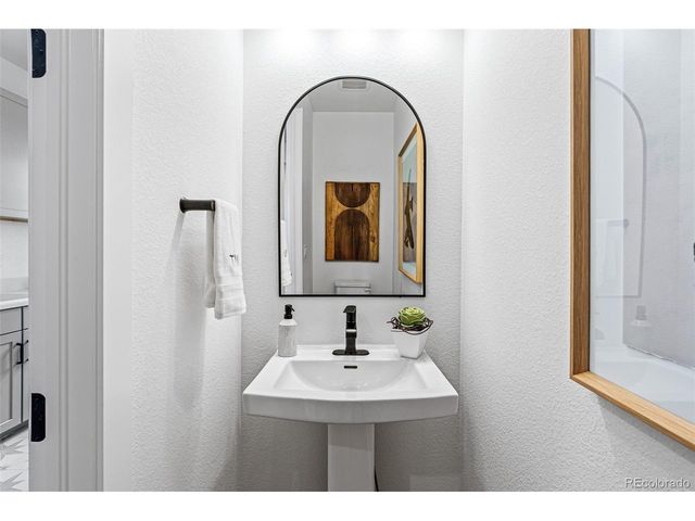 17028 W 92nd Dr, Arvada, CO 80007