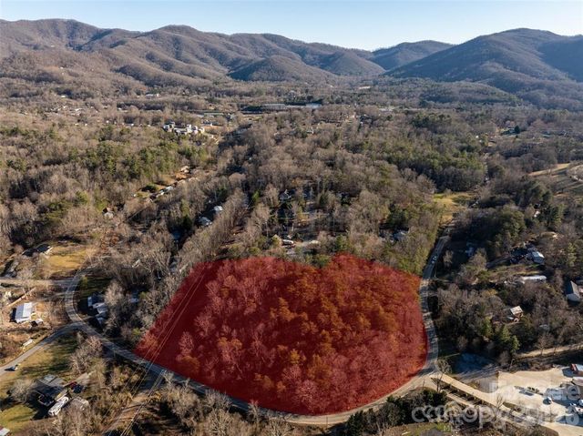 477 Rowland Road, Swannanoa, NC 28778