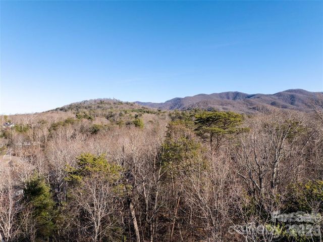 477 Rowland Road, Swannanoa, NC 28778