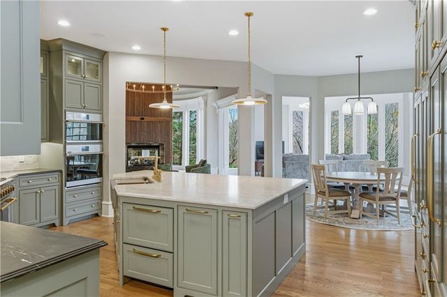 6756 Hedge Row Lane, Gainesville, GA 30506