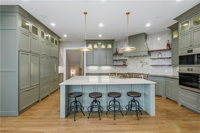 6756 Hedge Row Lane, Gainesville, GA 30506