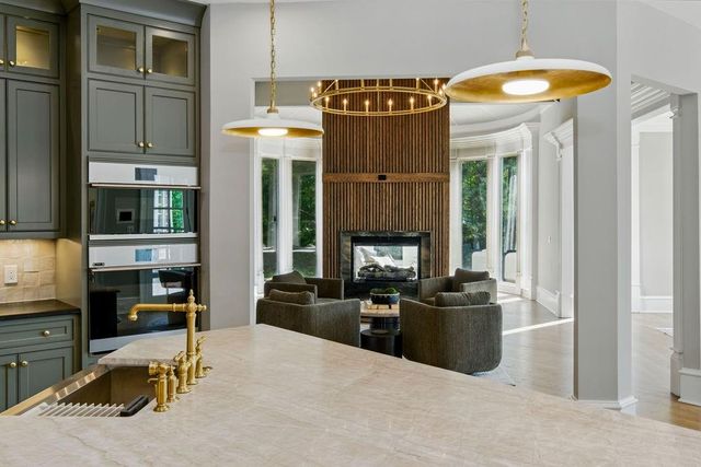 6756 Hedge Row Lane, Gainesville, GA 30506