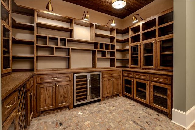 6756 Hedge Row Lane, Gainesville, GA 30506