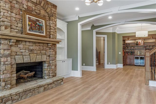 6756 Hedge Row Lane, Gainesville, GA 30506