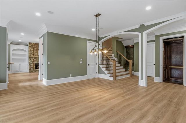 6756 Hedge Row Lane, Gainesville, GA 30506