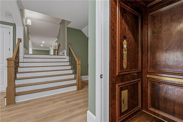 6756 Hedge Row Lane, Gainesville, GA 30506