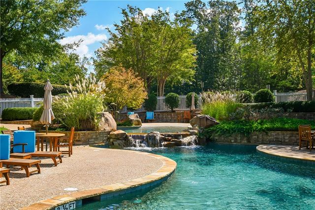 6756 Hedge Row Lane, Gainesville, GA 30506