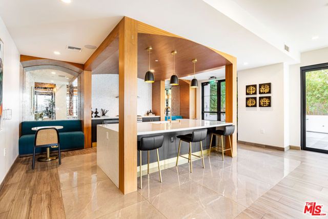 1333 S Orange Grove Avenue PH505, Los Angeles, CA 90019