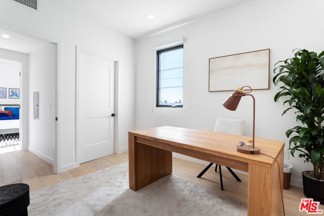 1333 S Orange Grove Avenue PH505, Los Angeles, CA 90019