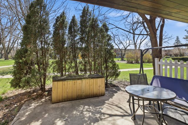 750 Dempster Street CG4, Mount Prospect, IL 60056