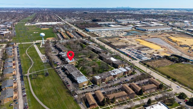 750 Dempster Street CG4, Mount Prospect, IL 60056