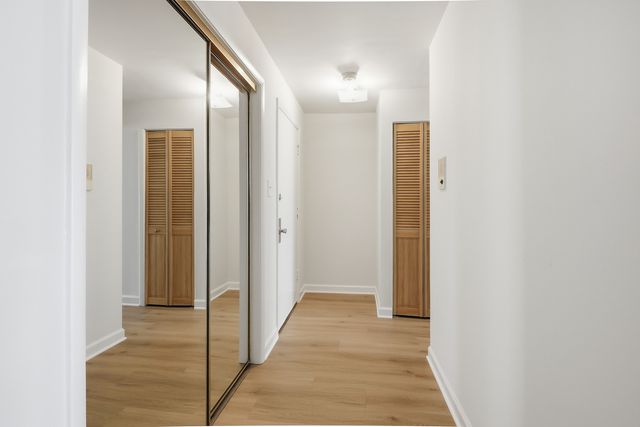 750 Dempster Street CG4, Mount Prospect, IL 60056