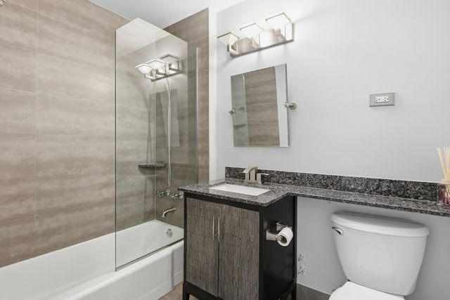 750 Dempster Street CG4, Mount Prospect, IL 60056