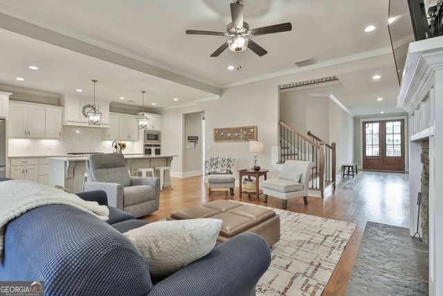 153 N Cove Drive, Newnan, GA 30263