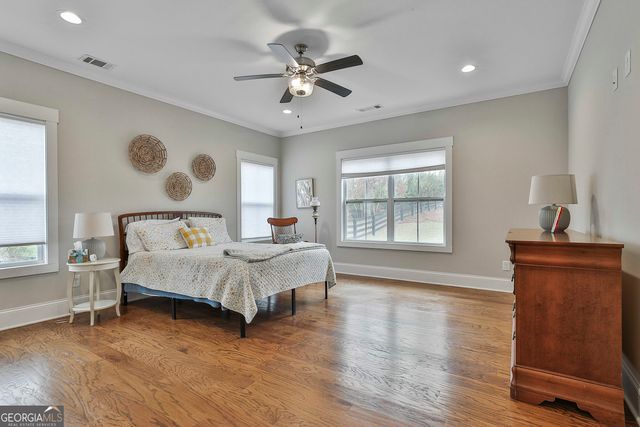 153 N Cove Drive, Newnan, GA 30263