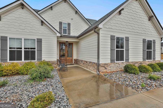 153 N Cove Drive, Newnan, GA 30263