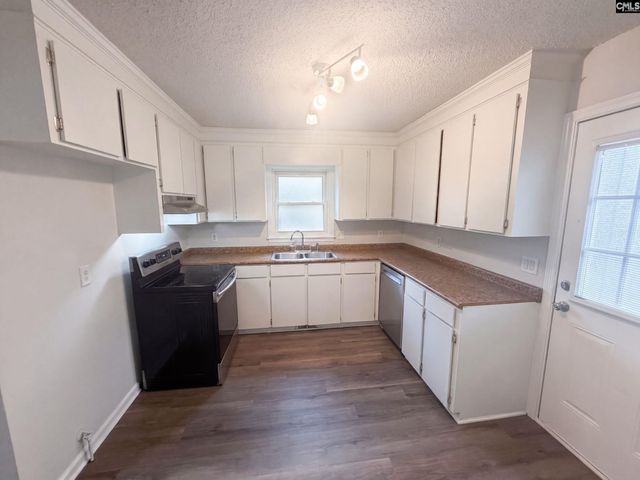 108 W Lake Drive, Lexington, SC 29073