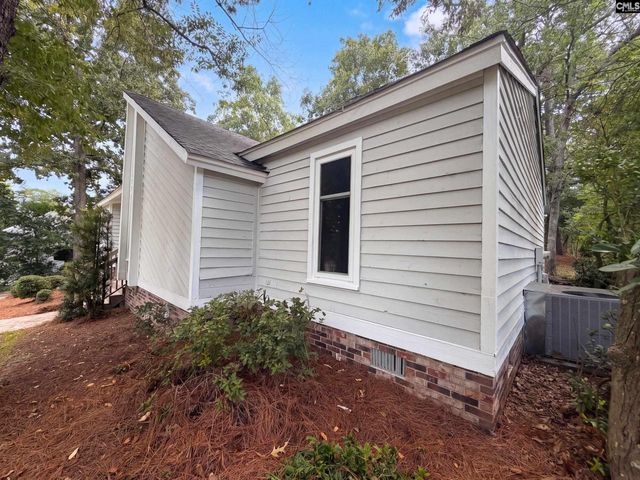 108 W Lake Drive, Lexington, SC 29073
