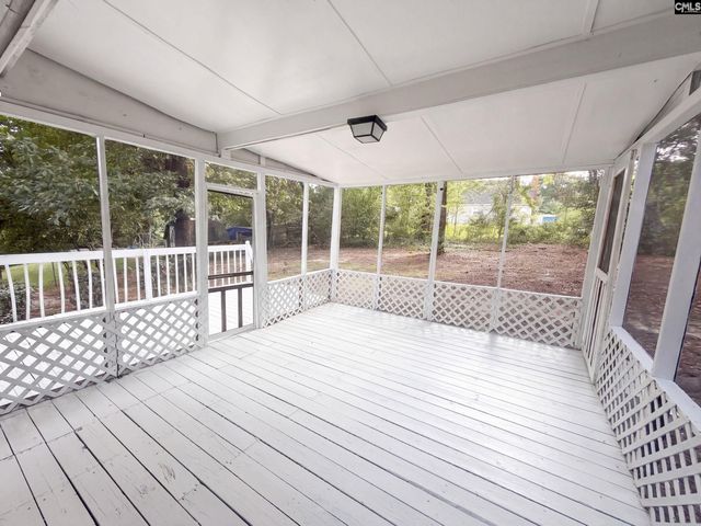 108 W Lake Drive, Lexington, SC 29073