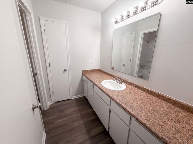 108 W Lake Drive, Lexington, SC 29073