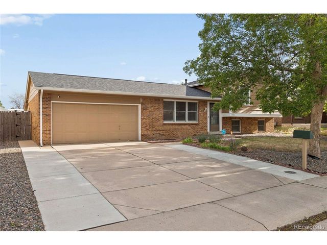 13958 E Idaho Dr, Aurora, CO 80012