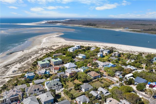 14 18th Place, Tybee Island, GA 31328