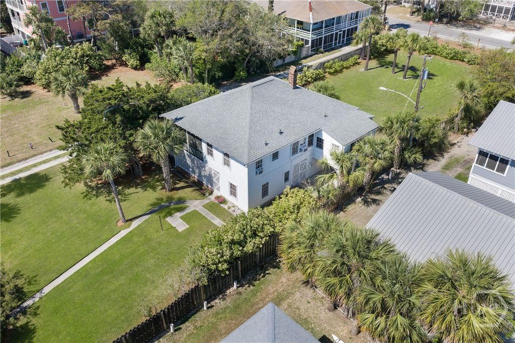 Image 2 of property listing at 14 18th Place, Tybee Island, GA 31328