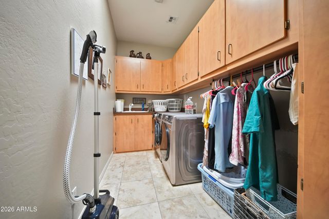 605 W Ridgecrest Road, Phoenix, AZ 85086