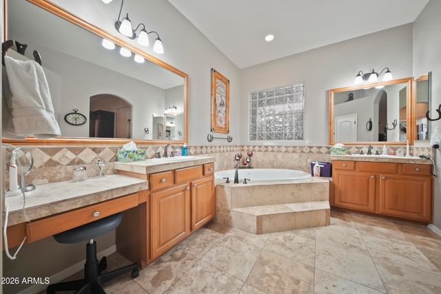 605 W Ridgecrest Road, Phoenix, AZ 85086