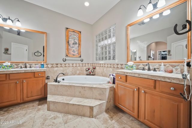 605 W Ridgecrest Road, Phoenix, AZ 85086
